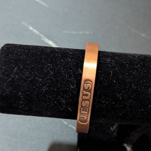 Jesus Engraved Copper Cuff Bracelet Simple Design   Christian Faith 6.5 - Picture 5 of 7